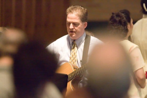 Doug Vos singing