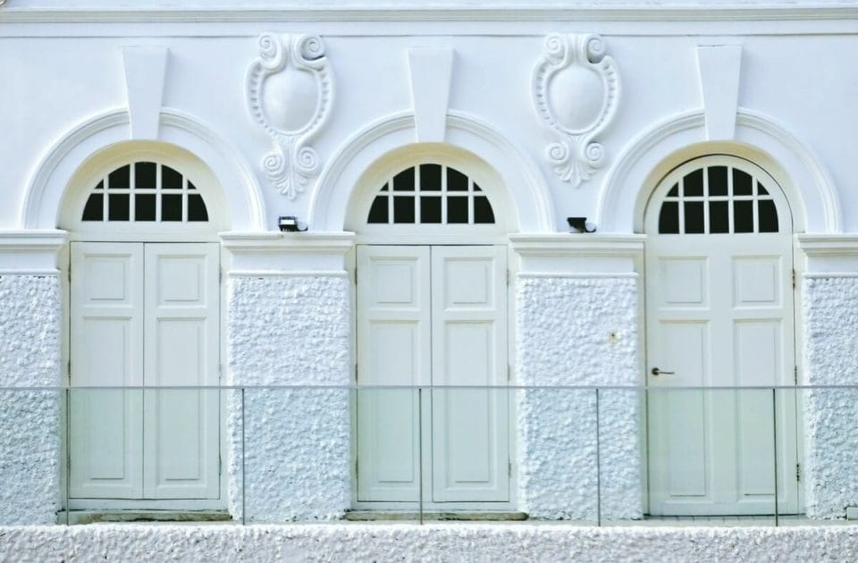 Keystone Motif - Some great examples of this classic design pattern